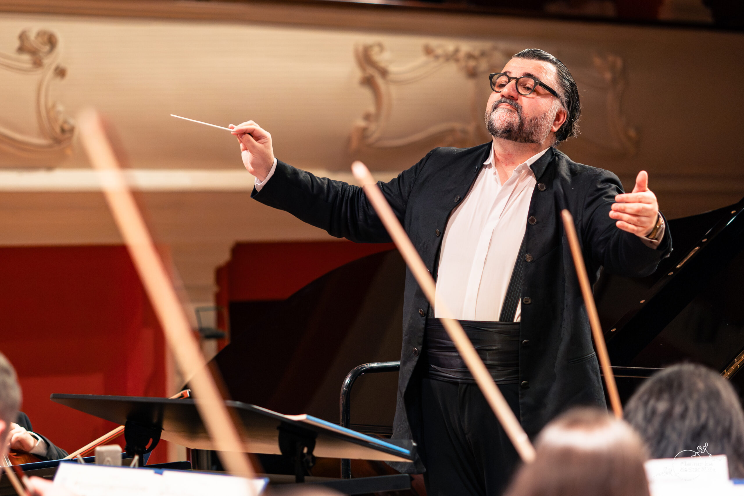 Georgios Balatsinos conducting